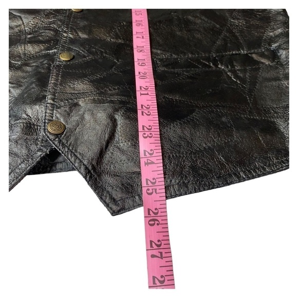 Vintage Men's Patchwork Style Black Leather Snap Front Vest Sz‎ Large - Picture 7 of 8